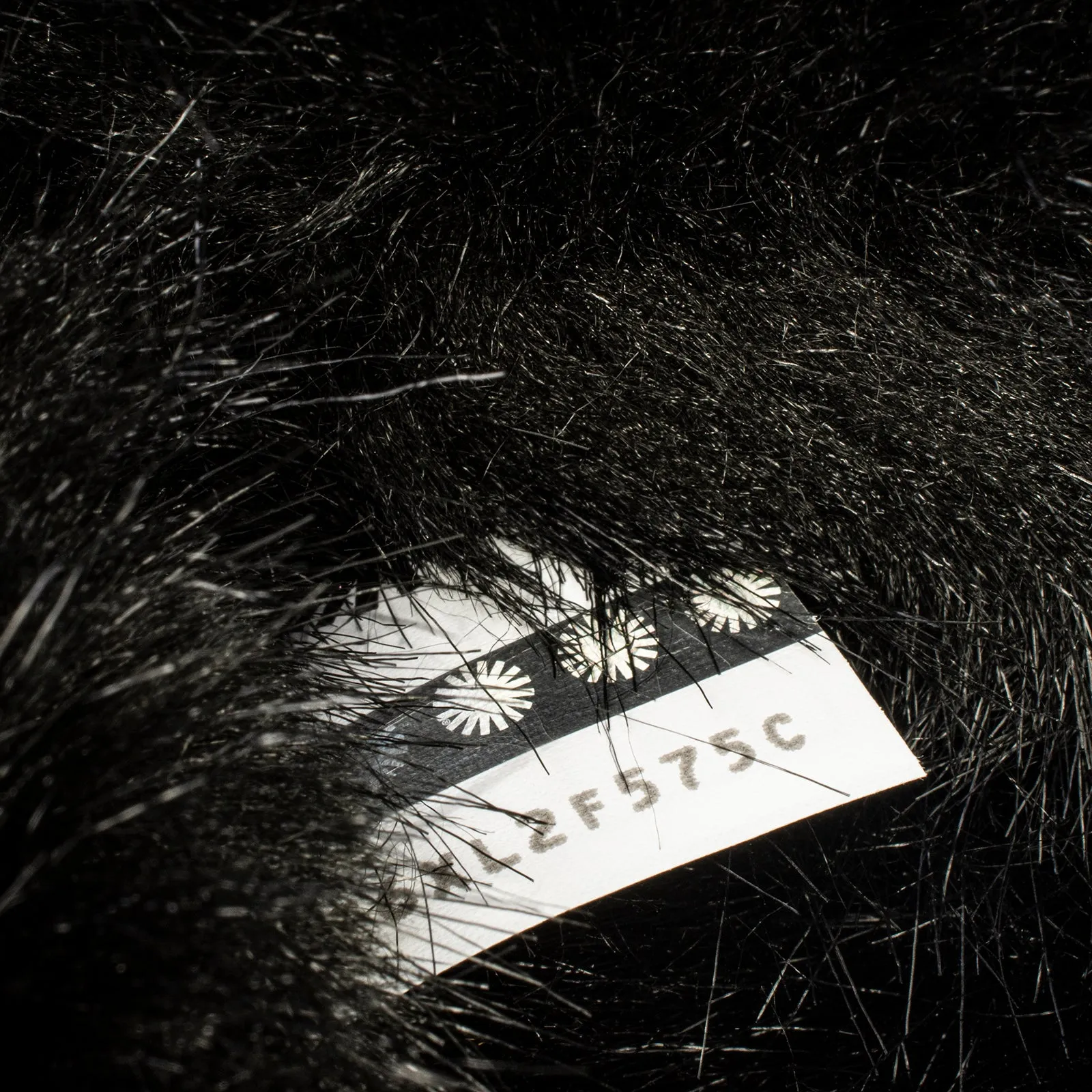 Head Slippers UGG Amary Black Shoes - Women's