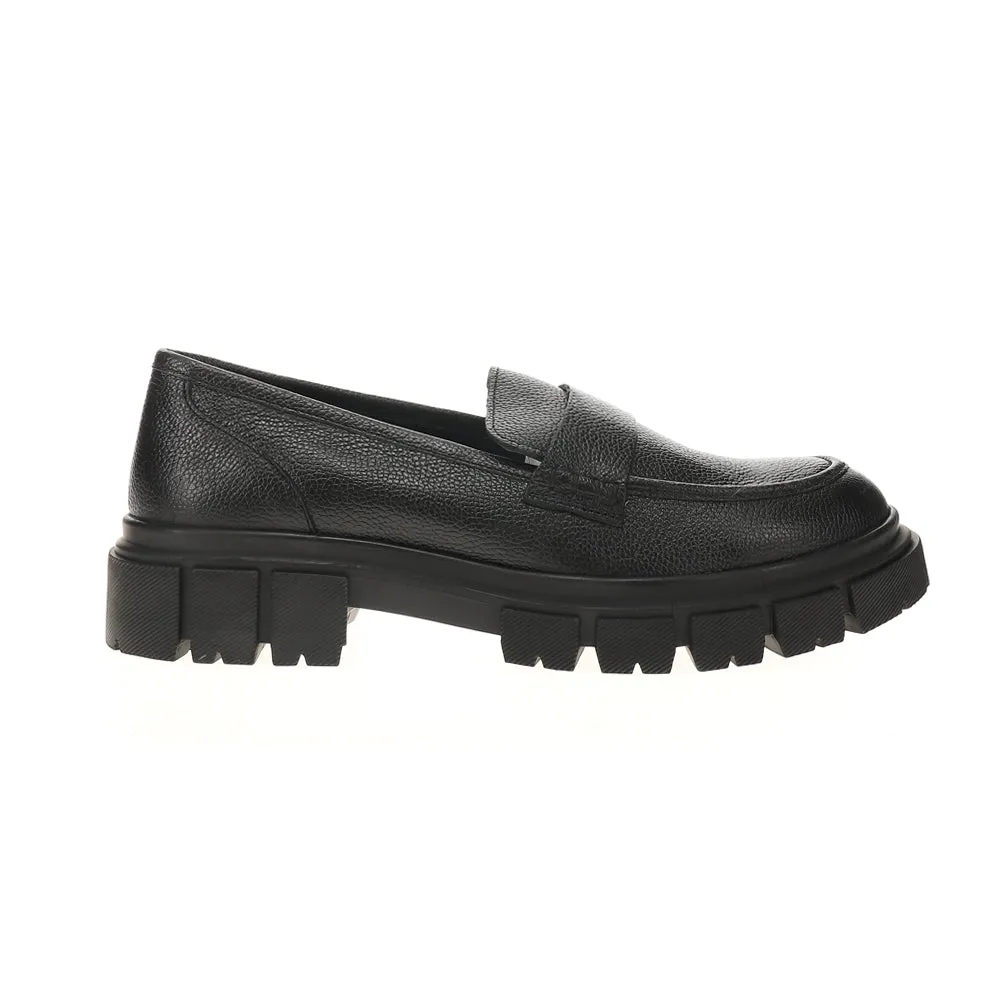 Sweet Jane Lug Sole Loafers Loafers Van