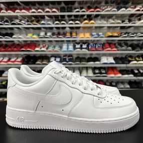 Nike Air Force 1 Low '07 White CW2288-111 Men's Size 8.5 Nike React Gato Indoor Soccer Shoes