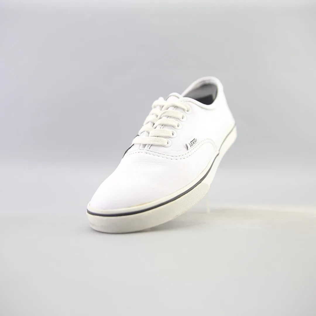 VANS AUTHENTIC Cap Toe Oxford Dress Shoe