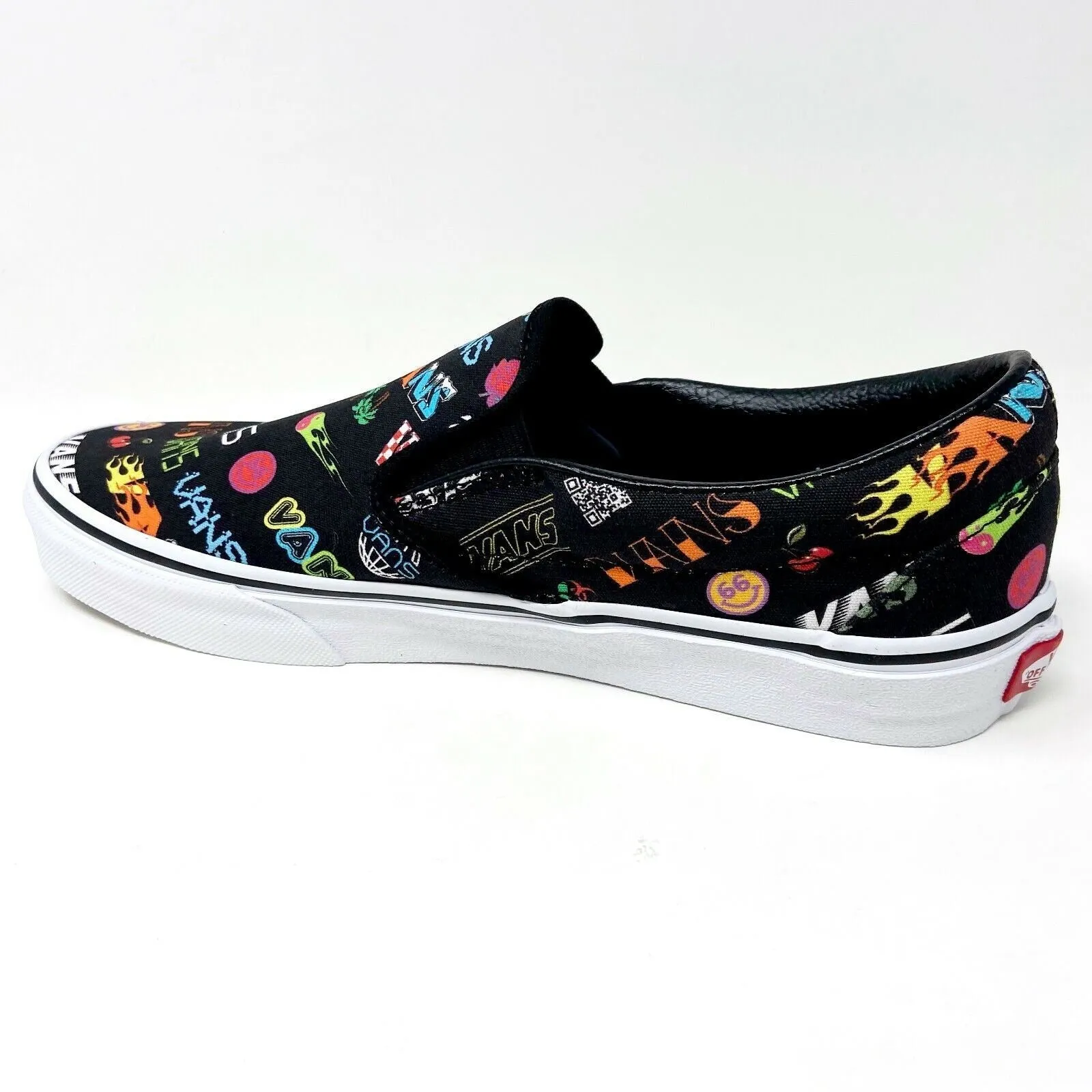 Vans Classic Slip On (Disruptive) Black True White Mens Casual Shoes Mr Casual Shoes