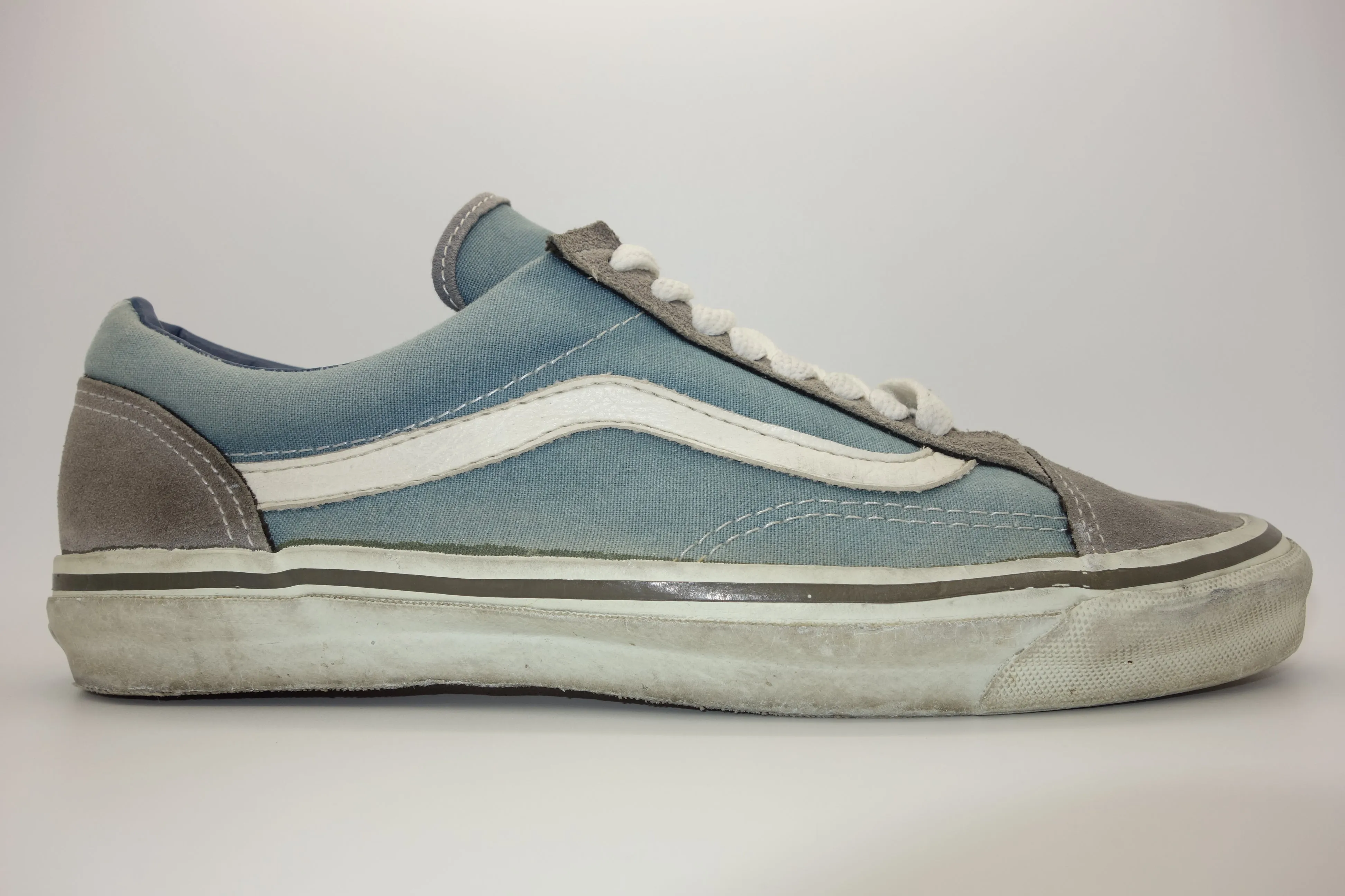 Vegan Suede Skate Shoes vintage van's style #36 ~ US11