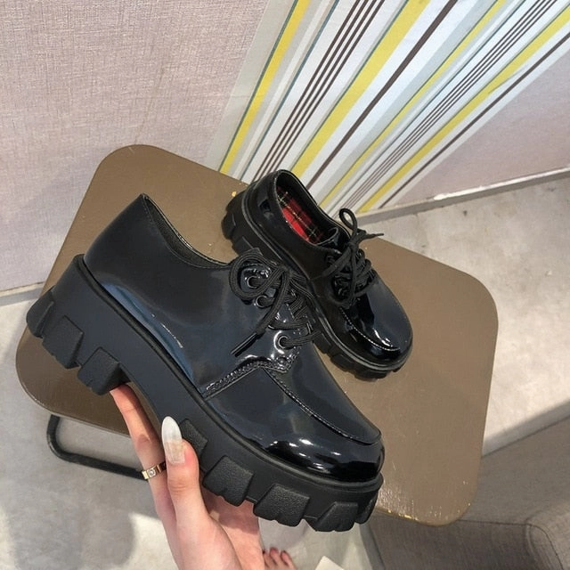 Trending High Heels Women Chunky Sneakers Hidden Heels Height Increasing Ladies Wedge Shoes High Top Autumn Platform Women Shoes M1093